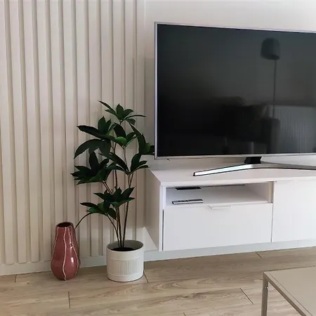 Marina Bay & Apartment *