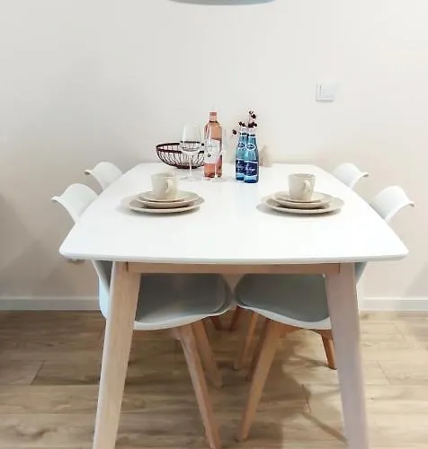 Marina Bay & * Dziwnów